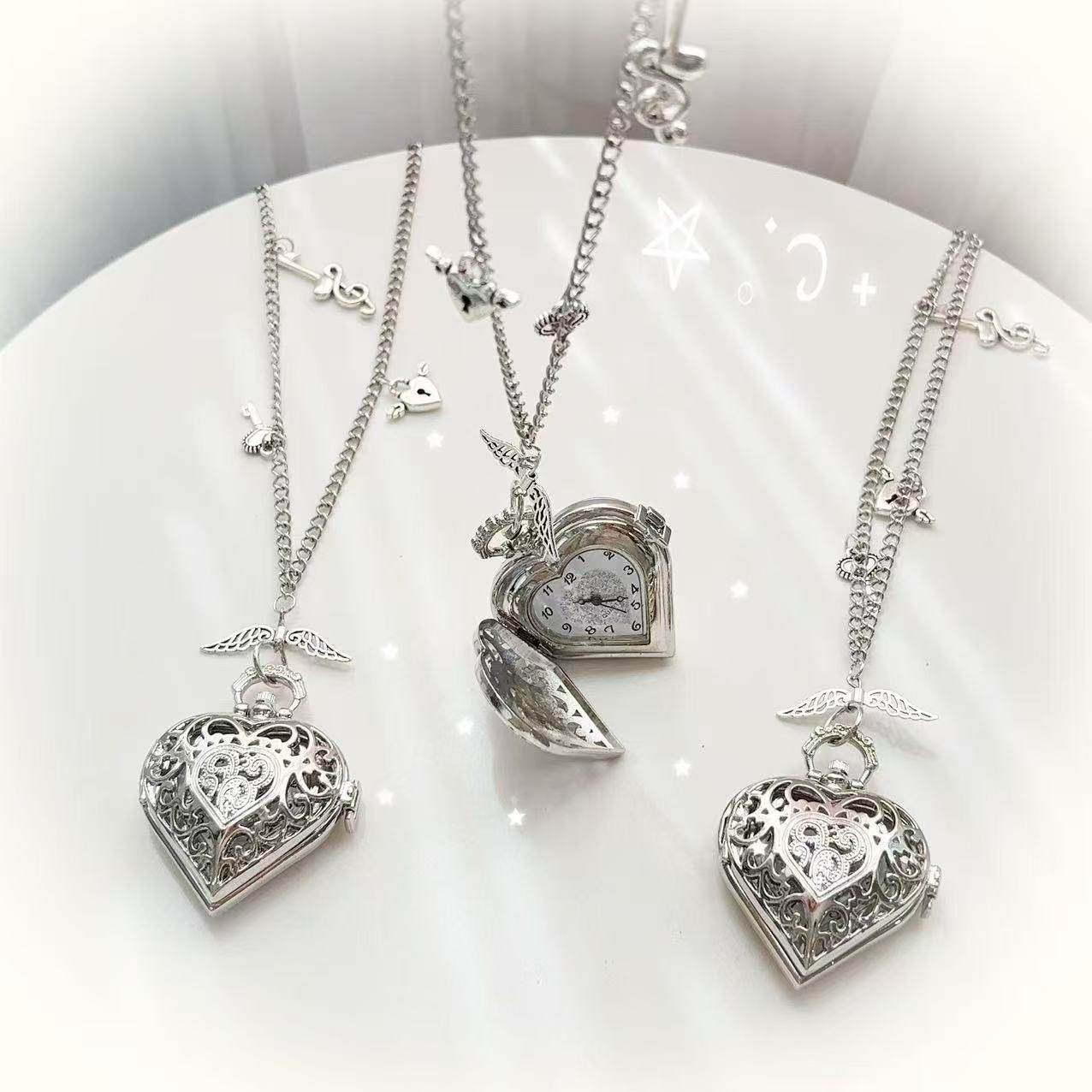 Y2K Hollow Heart Pocket Watch  - đánh giá và giá Vintage Jewelry Watches Women