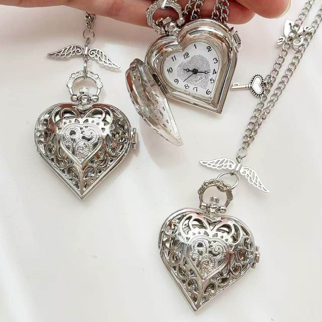 Y2K Hollow Heart Pocket Watch  - đánh giá và giá Vintage Jewelry Watches Women