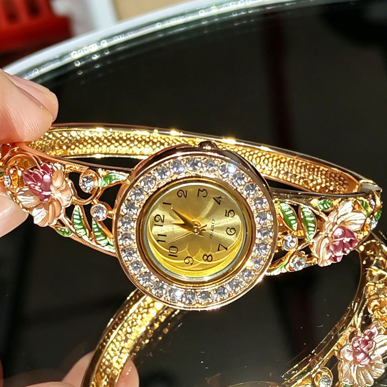 Vintage Gold Enamel Flower Wri - đánh giá và giá Vintage Jewelry Watches Women
